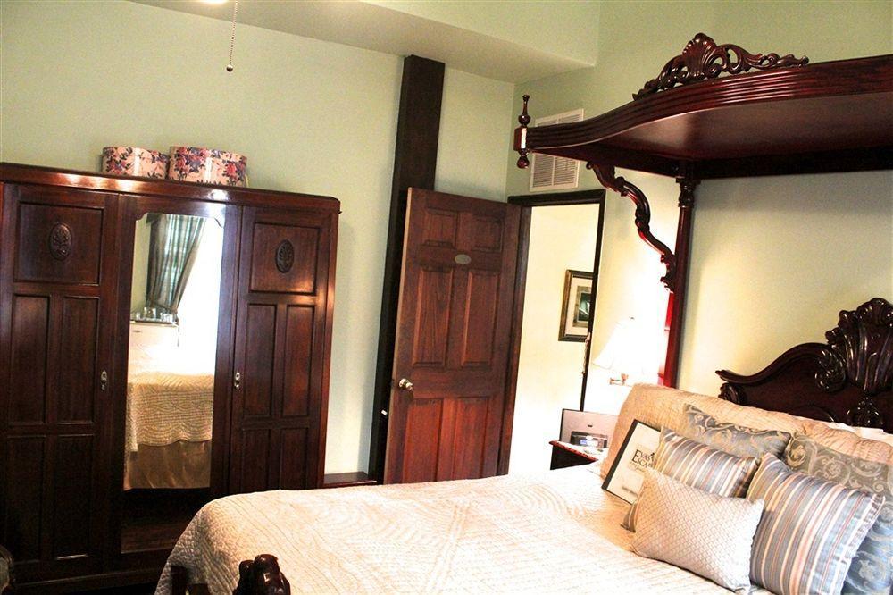 Evas Escape At The Gardenia Inn San Antonio Exterior foto